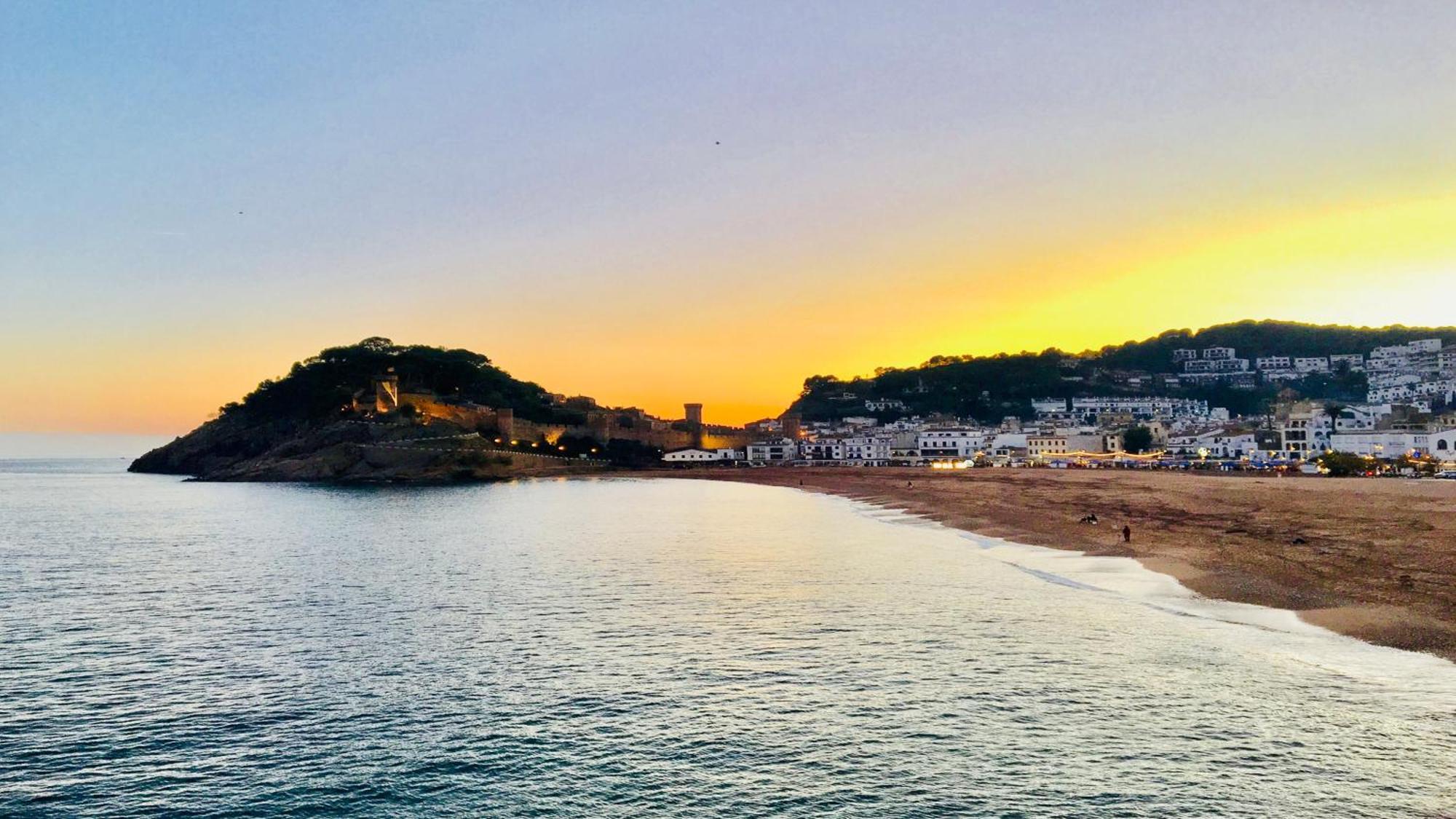 ⭑ Sea Views + Private Beach. What Else? ⭑ Tossa de Mar Zewnętrze zdjęcie